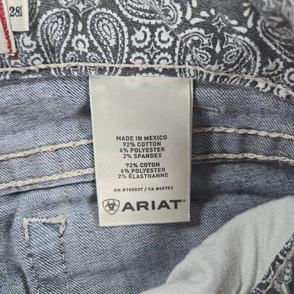 Ariat R.E.A.L Mid Rise Stretch Icon Stackable Straight Leg Jean in Ocean Size 28 - Picture 5 of 10